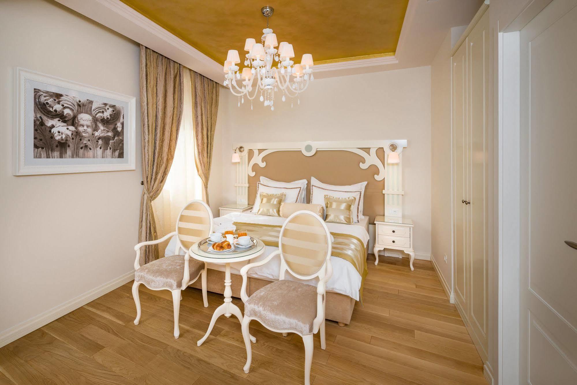 Piazza Heritage Hotel Split Eksteriør billede